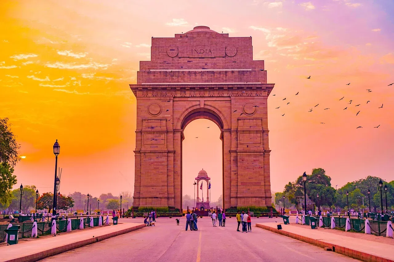 Delhi Travel Guide: Explore the Capital City - Image 6